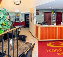 Econo Lodge Edson Lobby