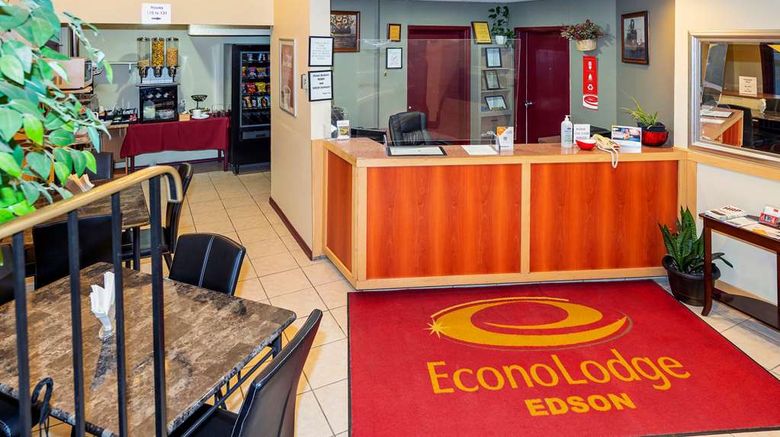 <b>Econo Lodge Edson Lobby</b>. Images powered by <a href="https://iceportal.shijigroup.com/" title="IcePortal" target="_blank">IcePortal</a>.