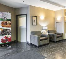 Quality Inn & Suites, a Thompson Hotel Lobby