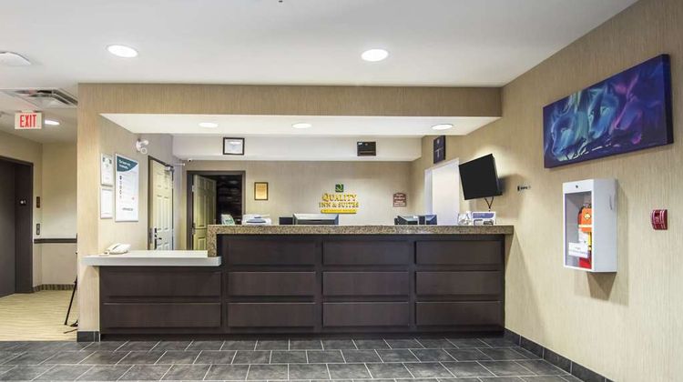 Quality Inn & Suites, a Thompson Hotel Lobby