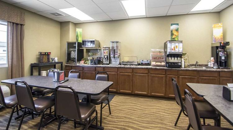 Quality Inn & Suites, a Thompson Hotel Restaurant