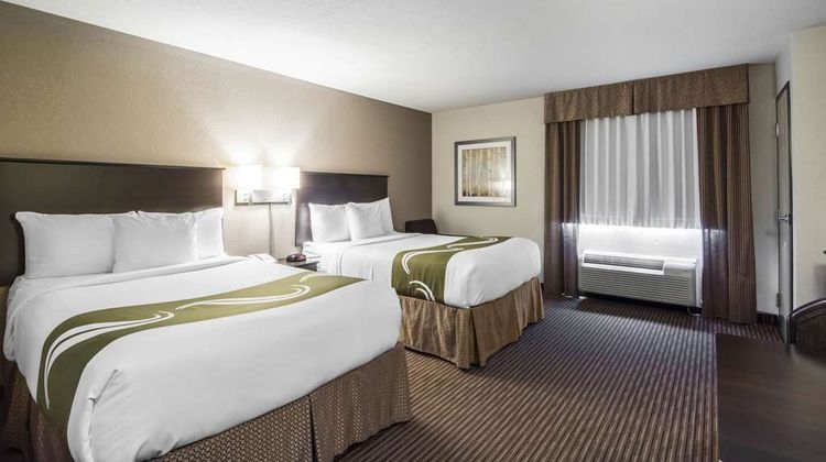 Quality Inn & Suites, a Thompson Hotel Room