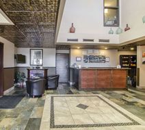 Econo Lodge Lloydminster Lobby
