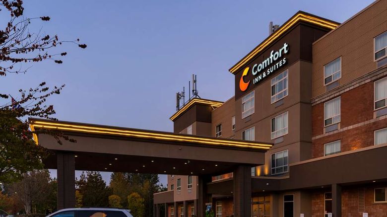<b>Comfort Inn & Suites Surrey Exterior</b>. Images powered by <a href="https://iceportal.shijigroup.com/" title="IcePortal" target="_blank">IcePortal</a>.
