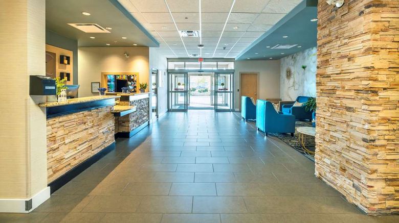 <b>Comfort Inn & Suites Surrey Lobby</b>. Images powered by <a href="https://iceportal.shijigroup.com/" title="IcePortal" target="_blank">IcePortal</a>.
