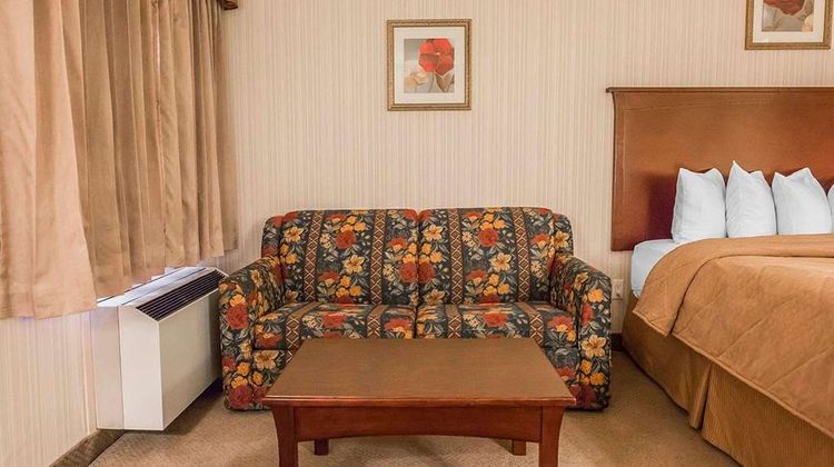 Quality Inn North Hill Room