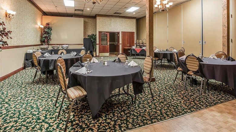<b>Quality Inn North Hill Meeting</b>. Images powered by <a href="https://iceportal.shijigroup.com/" title="IcePortal" target="_blank">IcePortal</a>.