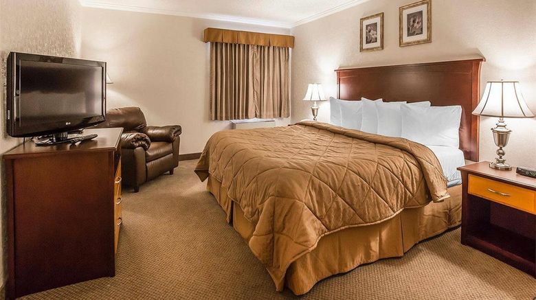 <b>Quality Inn North Hill Room</b>. Images powered by <a href="https://iceportal.shijigroup.com/" title="IcePortal" target="_blank">IcePortal</a>.