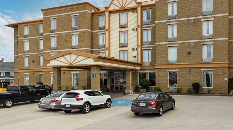 Comfort Hotel Exterior