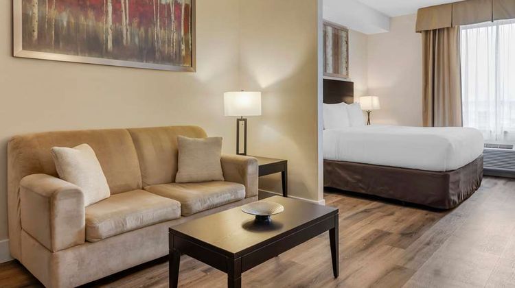 Comfort Hotel Suite