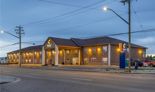 Comfort Inn Dawson Creek Exterior