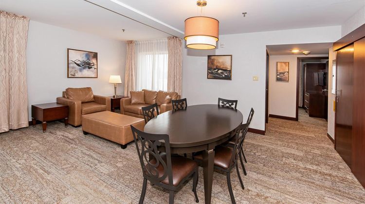 Quality Inn & Suites Val d'Or Suite