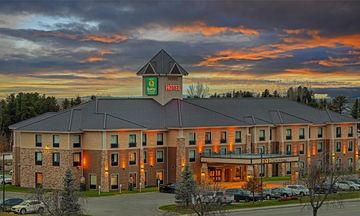 Quality Inn & Suites Val d'Or