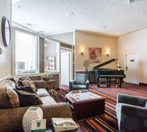 Quality Hotel Drumheller Lobby