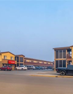 Econo Lodge Inn & Suites-High Level