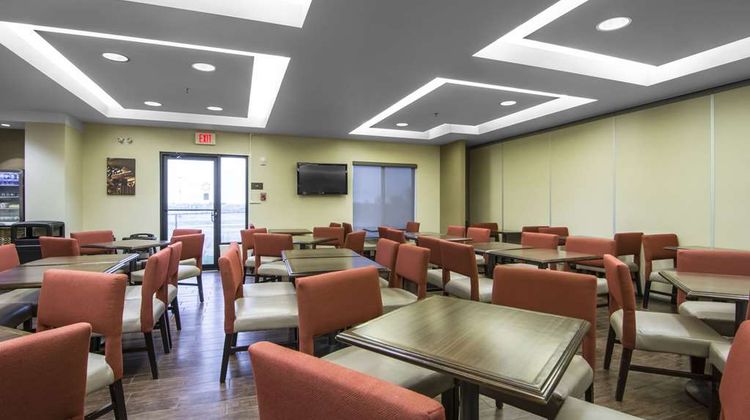 Comfort Suites Saskatoon Restaurant