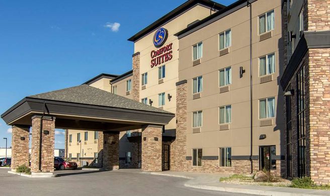 Comfort Suites Saskatoon Exterior