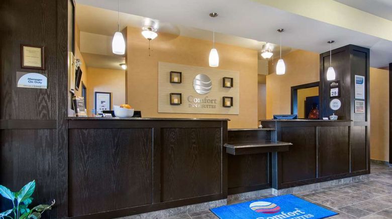 <b>Comfort Inn & Suites Virden Lobby</b>. Images powered by <a href="https://iceportal.shijigroup.com/" title="IcePortal" target="_blank">IcePortal</a>.