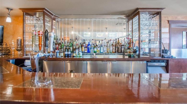 <b>St Christophe Hotel, Ascend Collection Restaurant</b>. Images powered by <a href="https://iceportal.shijigroup.com/" title="IcePortal" target="_blank">IcePortal</a>.