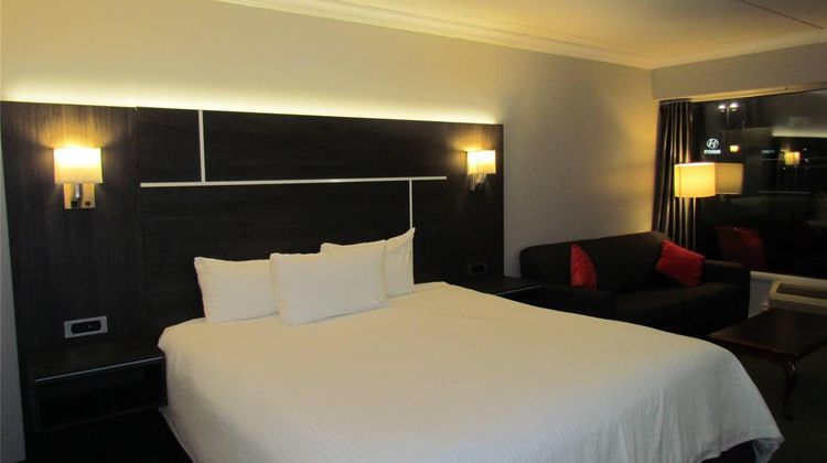 Rodeway Inn King William Room