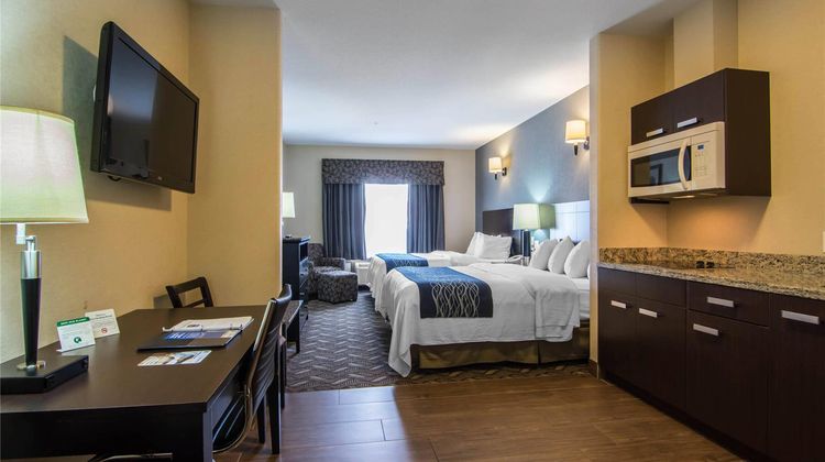 Comfort Inn & Suites Fort Saskatchewan Suite