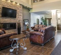 Comfort Inn & Suites Fort Saskatchewan Lobby