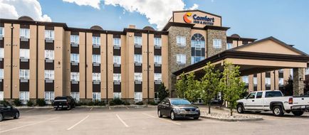 Comfort Inn & Suites Fort Saskatchewan Exterior