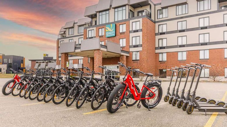 <b>Quality Inn & Suites Exterior</b>. Images powered by <a href="https://iceportal.shijigroup.com/" title="IcePortal" target="_blank">IcePortal</a>.