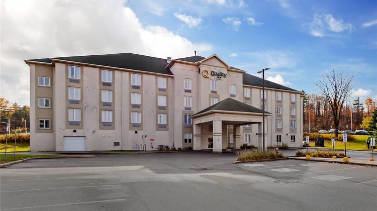 Quality Inn Orleans Exterior