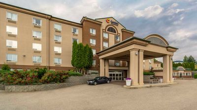 Comfort Inn and Suites Salmon Arm