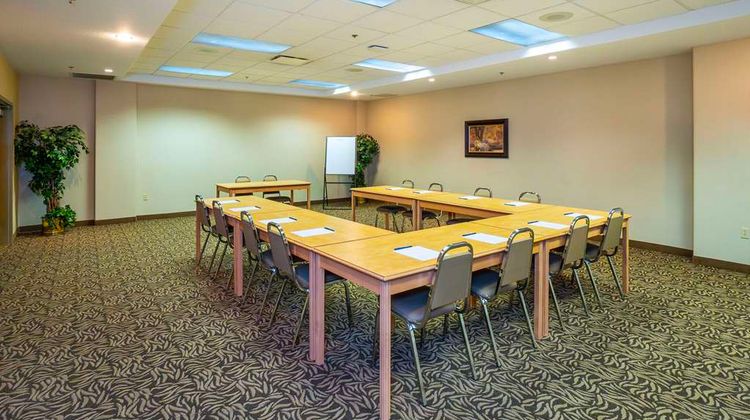 Comfort Inn and Suites Salmon Arm Meeting