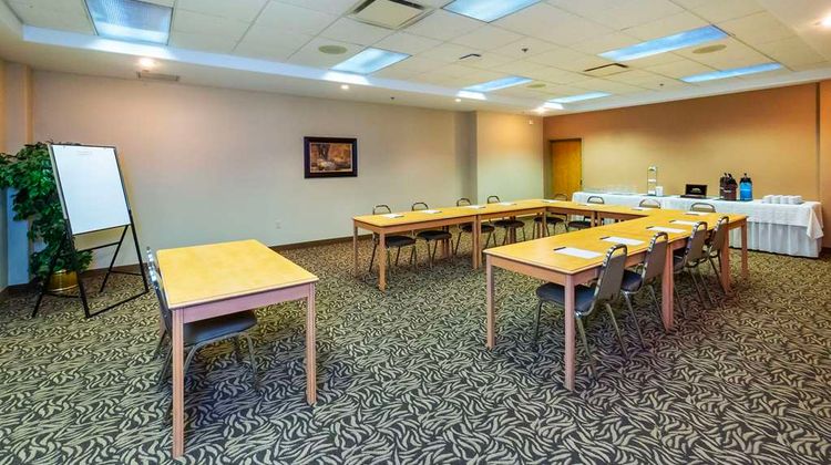 Comfort Inn and Suites Salmon Arm Meeting