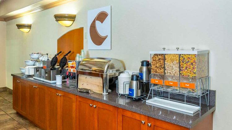 Comfort Inn and Suites Salmon Arm Restaurant