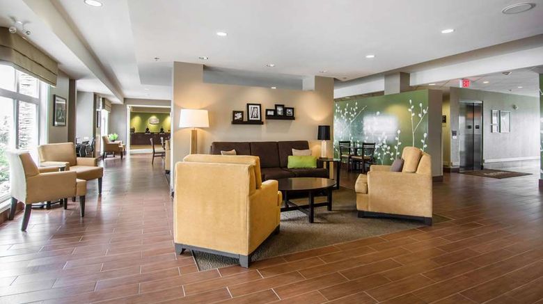 <b>Sleep Inn Lobby</b>. Images powered by <a href="https://iceportal.shijigroup.com/" title="IcePortal" target="_blank">IcePortal</a>.