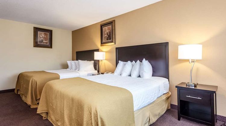 Quality Inn Merritt Room
