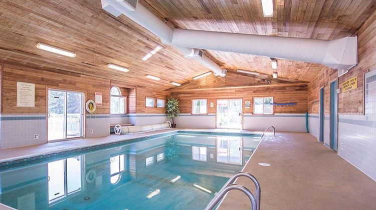 Quality Inn Merritt Pool