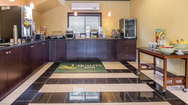 Quality Inn Merritt Restaurant
