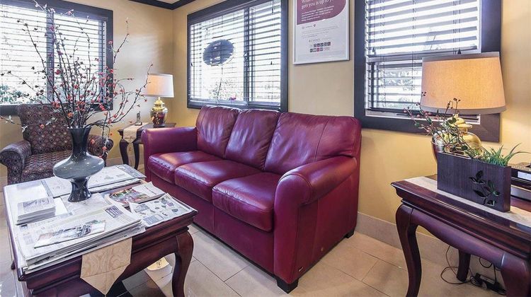 Quality Inn Merritt Lobby