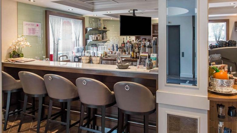 <b>Les Suites Victoria, an Ascend Hotel Restaurant</b>. Images powered by <a href="https://iceportal.shijigroup.com/" title="IcePortal" target="_blank">IcePortal</a>.