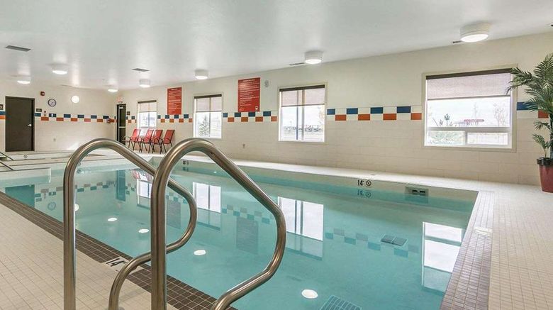 <b>Comfort Inn & Suites Edmonton Intl Pool</b>. Images powered by <a href="https://iceportal.shijigroup.com/" title="IcePortal" target="_blank">IcePortal</a>.