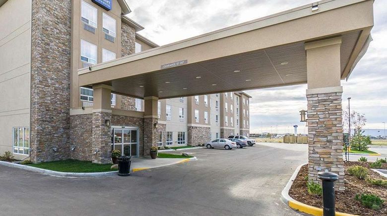 <b>Comfort Inn & Suites Edmonton Intl Exterior</b>. Images powered by <a href="https://iceportal.shijigroup.com/" title="IcePortal" target="_blank">IcePortal</a>.