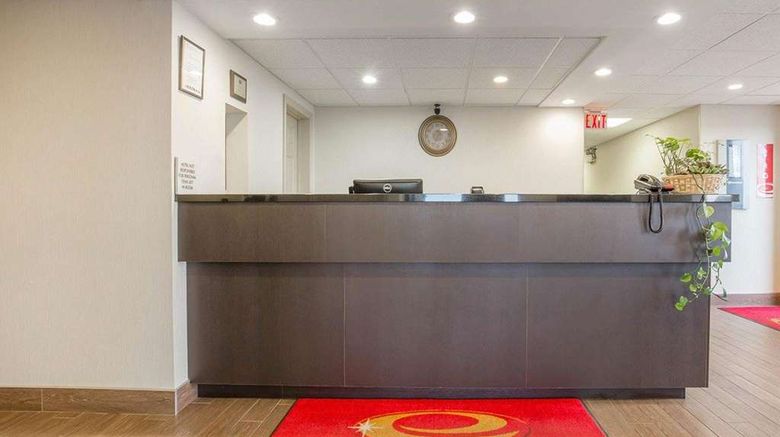 <b>Econo Lodge Taber Lobby</b>. Images powered by <a href="https://iceportal.shijigroup.com/" title="IcePortal" target="_blank">IcePortal</a>.