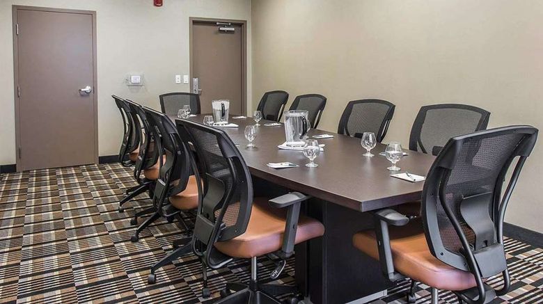 <b>Quality Inn & Suites Kingston Meeting</b>. Images powered by <a href="https://iceportal.shijigroup.com/" title="IcePortal" target="_blank">IcePortal</a>.