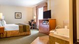 Quality Inn & Suites Hawkesbury Suite