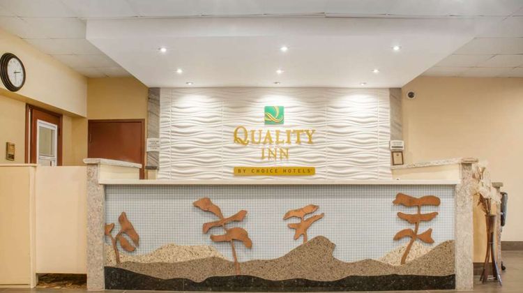 Quality Inn Bracebridge Lobby