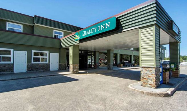 Quality Inn Bracebridge Exterior