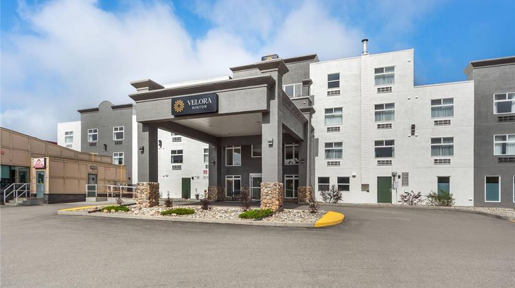 Velora Hinton an Ascend Collection Hotel Exterior