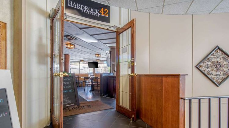 Clarion Hotel Sudbury Restaurant