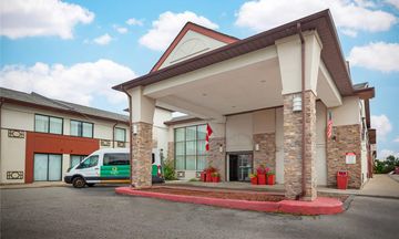 Quality Inn & Suites Mississauga