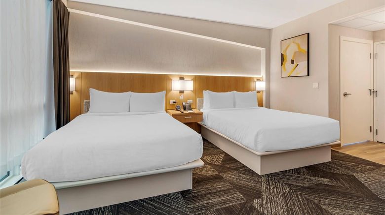 <b>Clarion Inn Lakeside and Conference Ctr Room</b>. Images powered by <a href="https://iceportal.shijigroup.com/" title="IcePortal" target="_blank">IcePortal</a>.